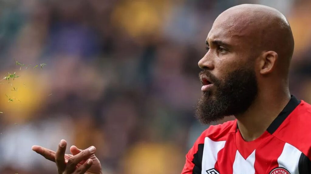 Bryan Mbeumo in Brentford shirt during Premier League match