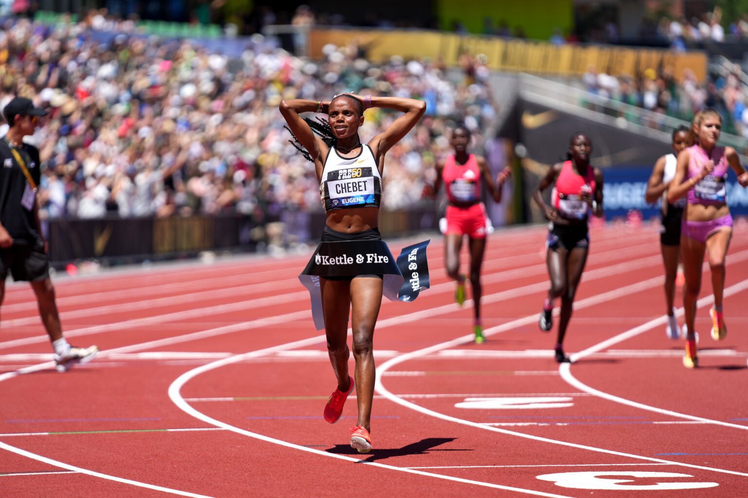 Beatrice Chebet breaks the world 5000m record in Eugene