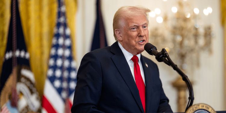 us-begins-evacuating-citizens-from-israel-amid-tension