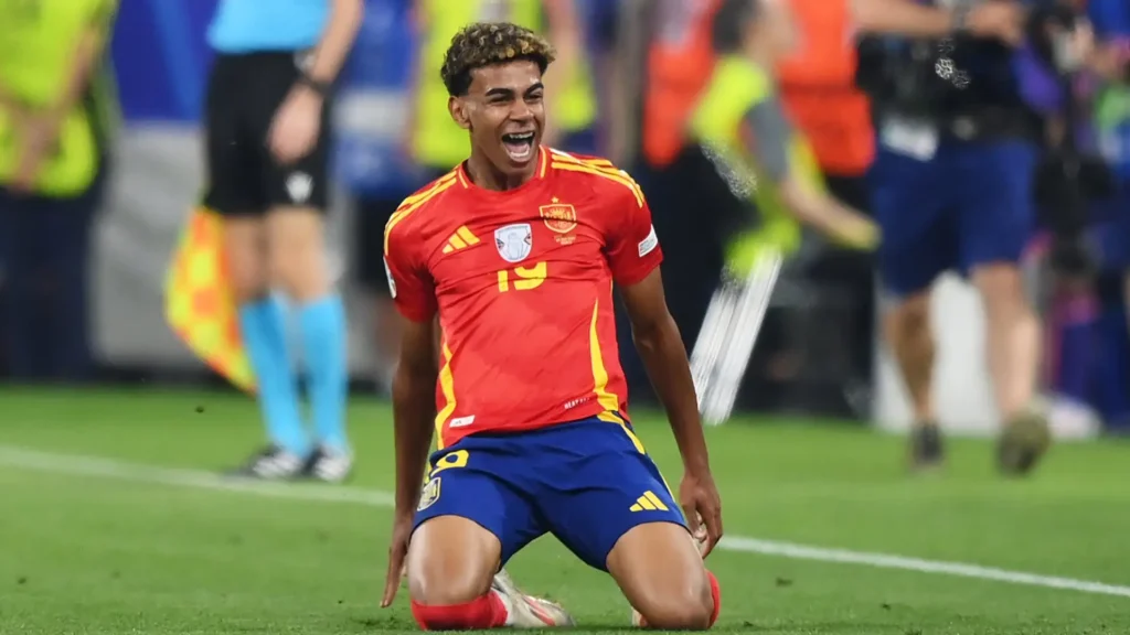Spain's Lamine Yamal celebrates scoring against France in Nations League semi-final