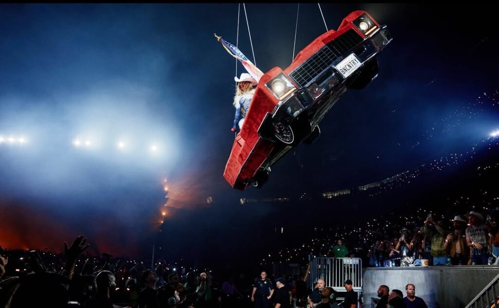 Beyoncé pauses Houston Cowboy Carter show due to suspended car stage malfunction
